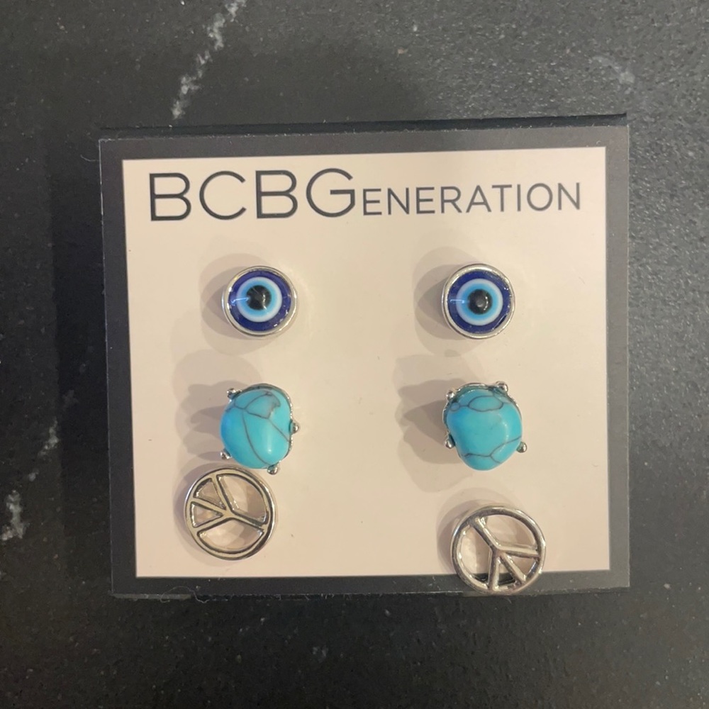 BCBGeneration 3 pack of stud earrings - New!